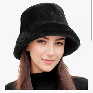 Bronx Elegant Black Faux Fur Hat